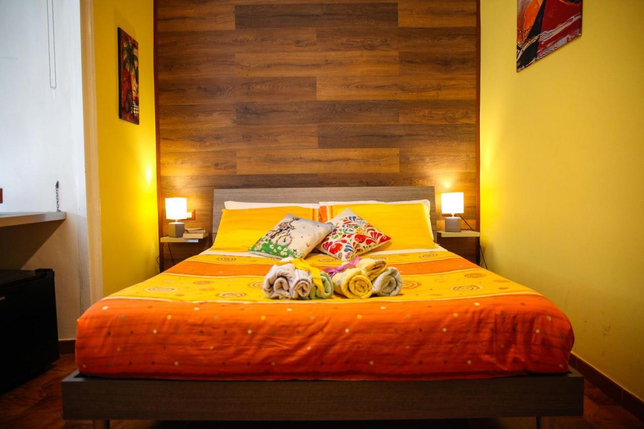 Non Ci Resta Che Napoli Bed & Breakfast Exterior foto