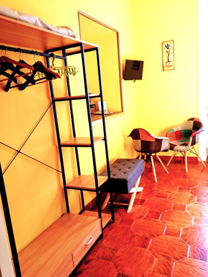 Non Ci Resta Che Napoli Bed & Breakfast Exterior foto