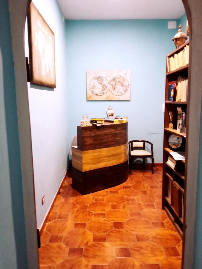 Non Ci Resta Che Napoli Bed & Breakfast Exterior foto