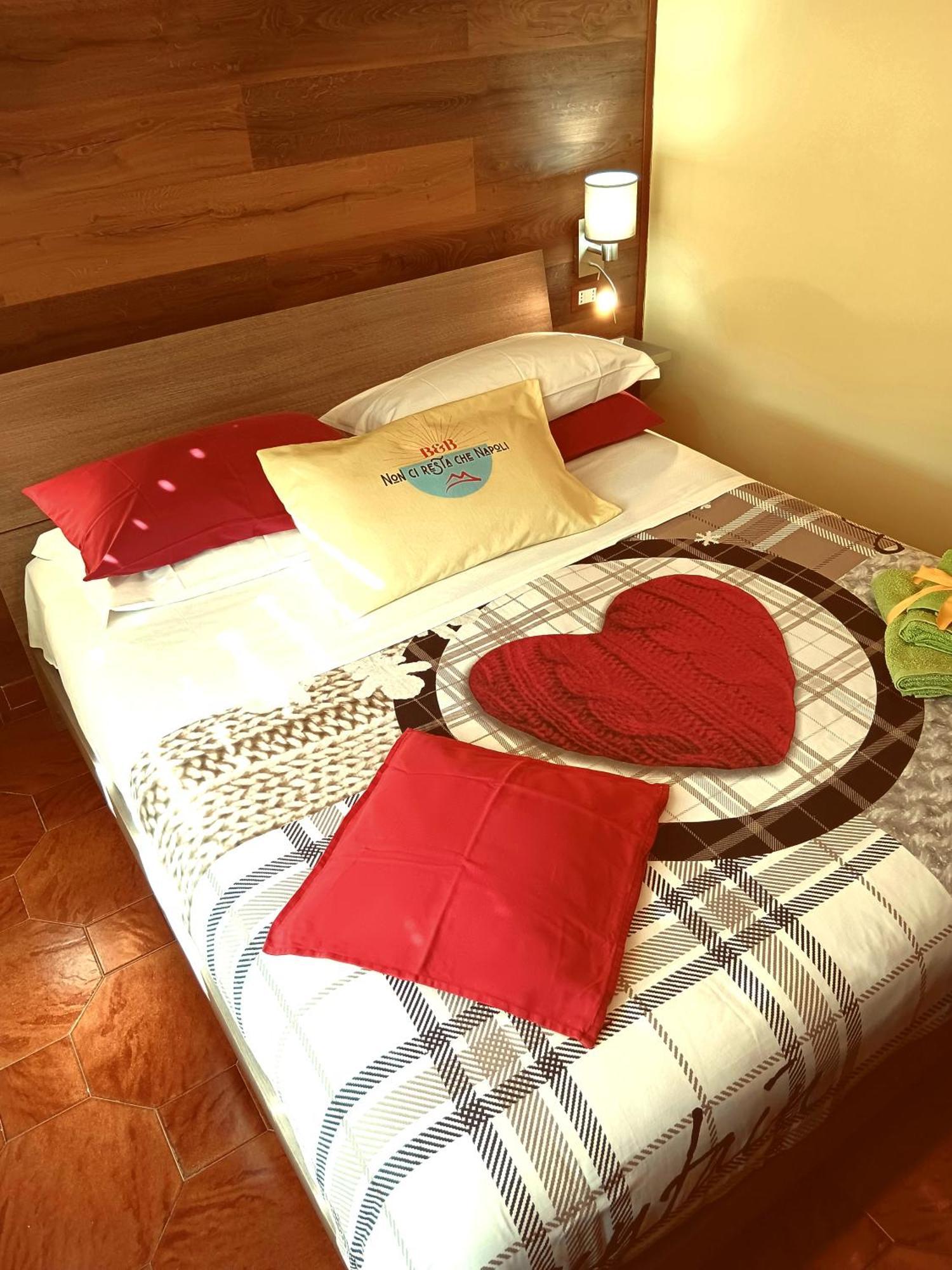 Non Ci Resta Che Napoli Bed & Breakfast Exterior foto