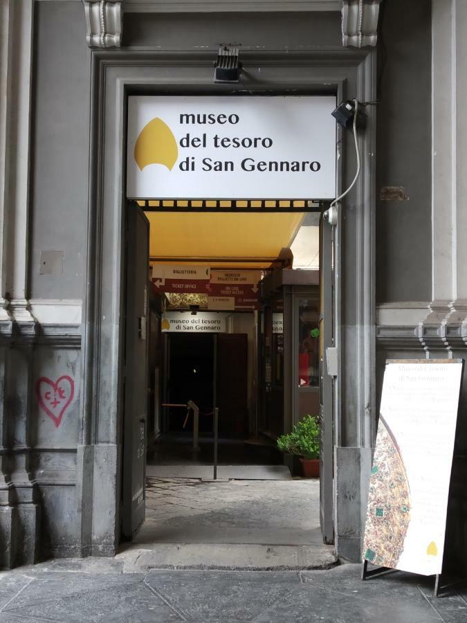 Non Ci Resta Che Napoli Bed & Breakfast Exterior foto
